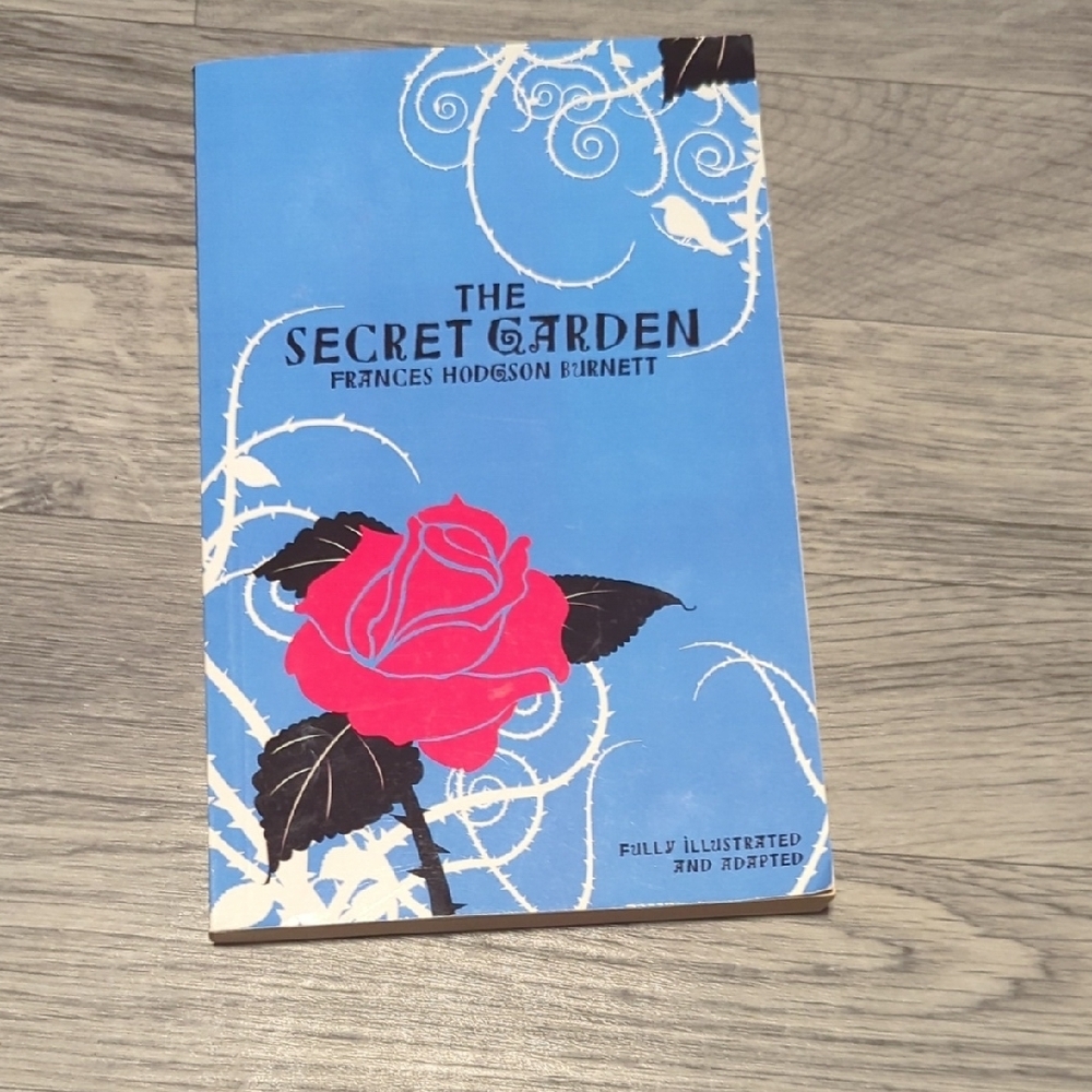 The Secret Garden Softcover Paperback Book Written By Frances Hodgson Burnett